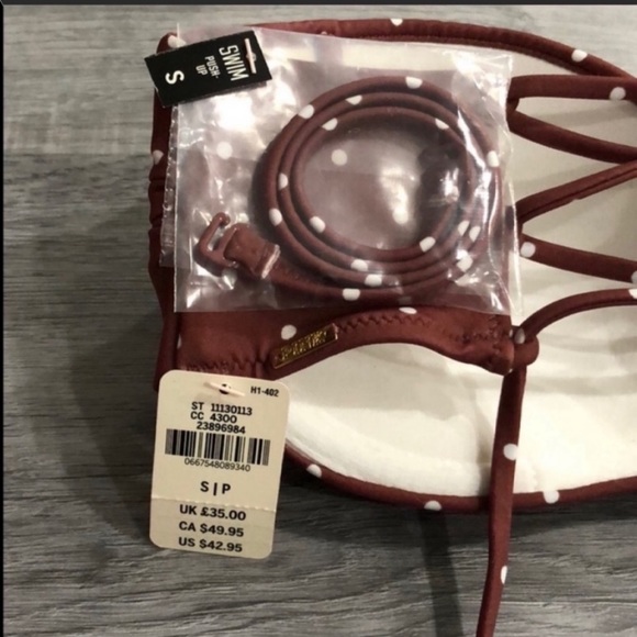 Victoria Secret Pushup Bikini Top NWT - Picture 3 of 3